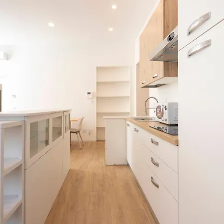 Caroli Maison - Design Flat 5min Da Stazione Novara