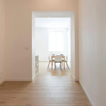 Caroli Maison - Design Flat 5min Da Stazione
