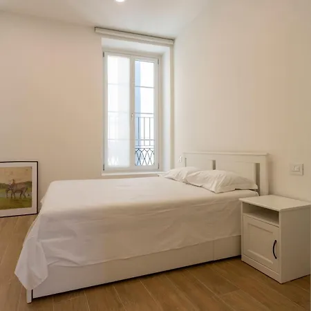 Caroli Maison - Design Flat 5min Da Stazione Apartament