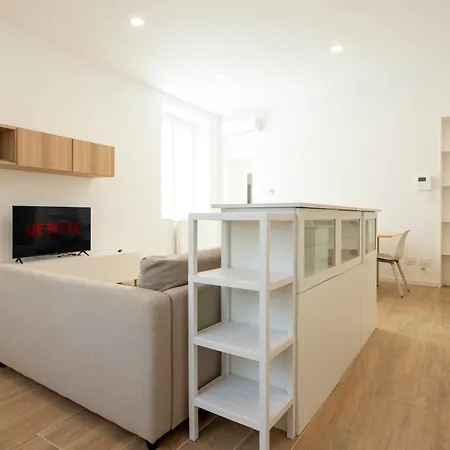 Apartamento Caroli Maison - Design Flat 5min Da Stazione *