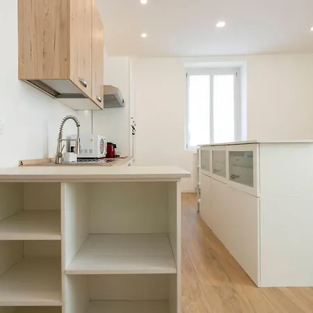 Caroli Maison - Design Flat 5min Da Stazione Apartamento Novara