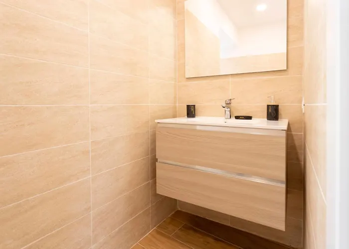 Caroli Maison - Design Flat 5min Da Stazione Daire Novara